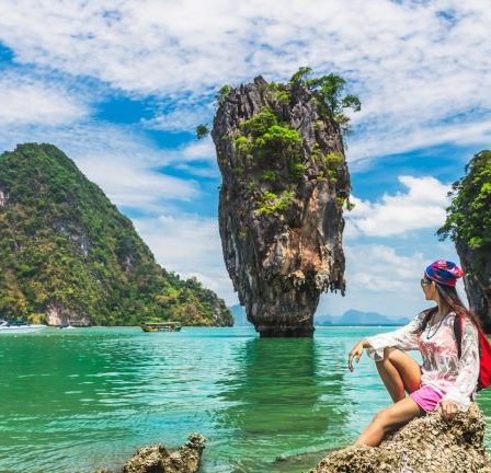 Chica turista en Tailandia